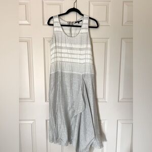 Chic Striped Sleeveless Summer Dress, Black & White with gold-back accent